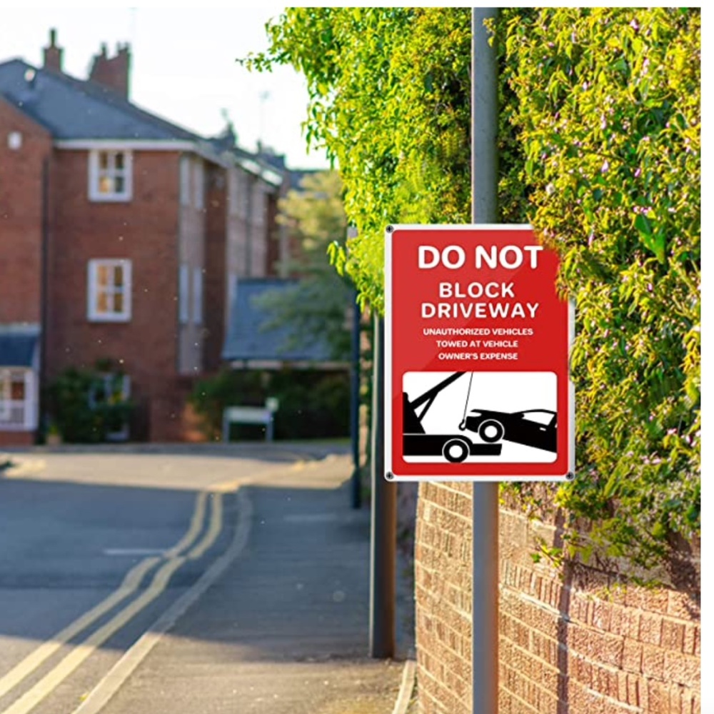 NEW Do Not Block Driveway Sign 10x13.9 Inches